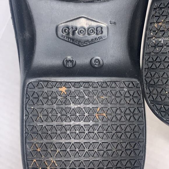 CROCS Women’s Neria Pro ll Slip-Resistant Work Clog. Black/Red interior. Size 9 - Picture 8 of 13